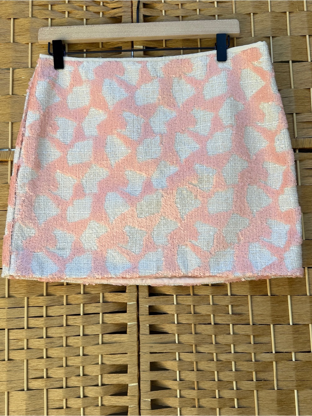 NWT Banana Republic Pink and White Sequin Mini Skirt Women’s Size 8